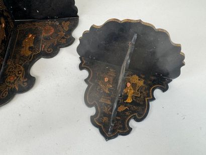 Three small wall shelves in papier-mâché...