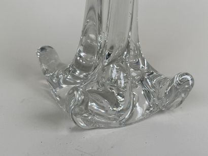 BACCARAT.
Pied de lampe en cristal moulé.
H....