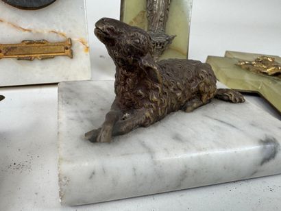 Bronze desk paperweight with sheep design,...