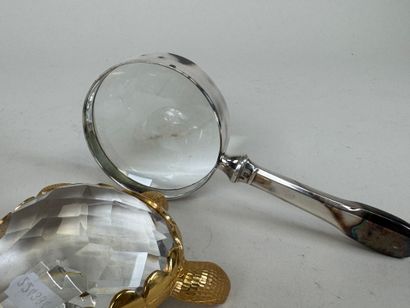 BACCARAT.
Petit sujet en cristal à décor...