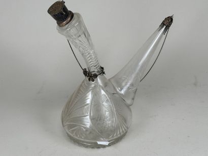 Porron decanter in cut glass or crystal decorated...