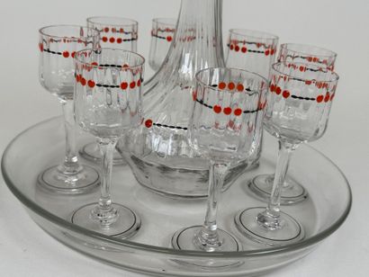 Service à liqueur en verre émaillé décoré...