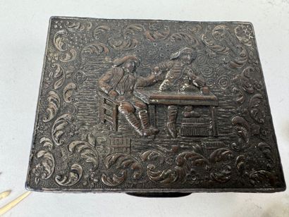 Lot comprising: - a rectangular repoussé...