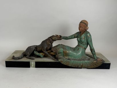 LEDUC, XXe.
Femme au chien.
Importante sculpture...