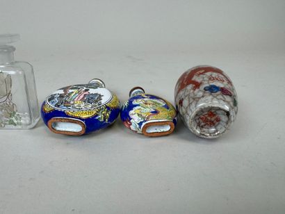 ASIE, XXe et divers.
Collection de 8 petites...