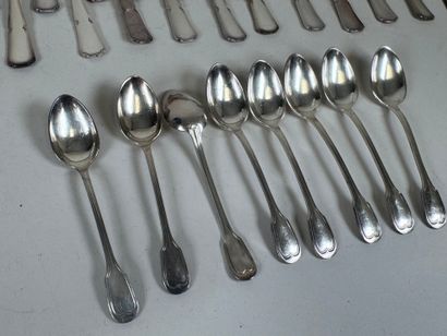 Set of 30 small silver-plated spoons, fillet...