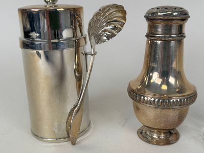 Lot de métal argenté et verre comprenant...