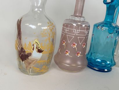 Six carafons ou carafes certaines partiellement...