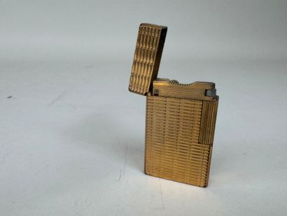 S.T. DUPONT À PARIS. DUPONT, Paris, gilt...