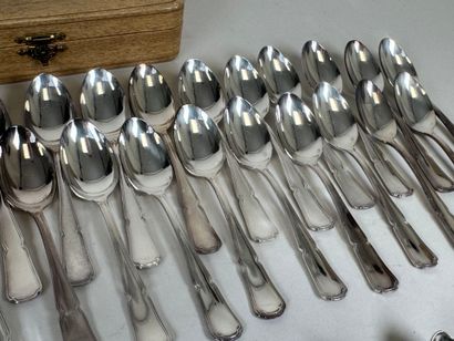 Set of 30 small silver-plated spoons, fillet...
