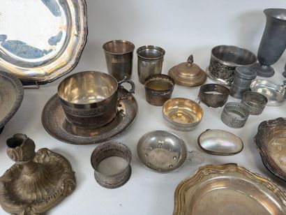 Important silver-plated lot including plate,...