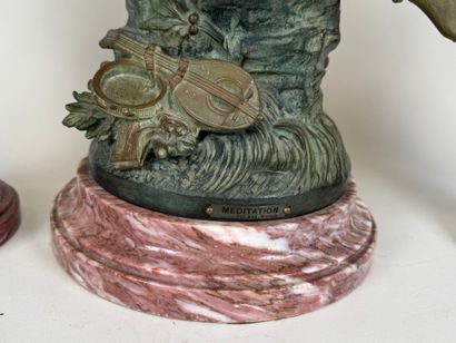 Auguste MOREAU (1834-1917), d'après.
MEDITATION.
Garniture...
