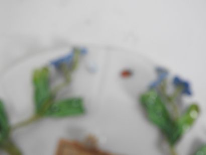 MEISSEN, early 20th century,
Porcelain cup...