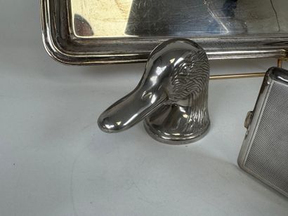 Silver-plated metal lot including :
- a glass...