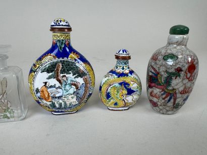 ASIE, XXe et divers.
Collection de 8 petites...