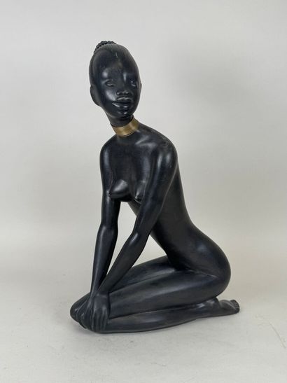 KERAMOS WIEN GROSSE.
Kneeling African woman.
Large...