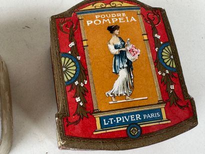 L.T. PIVER à Paris.
Violette Neige (poudre...
