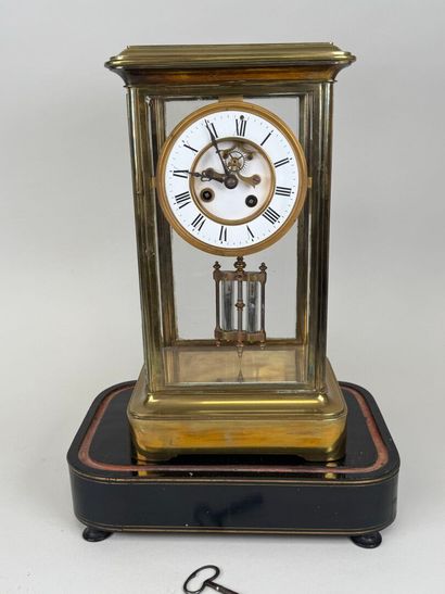 Pendule cage en laiton ou bronze doré, toutes...
