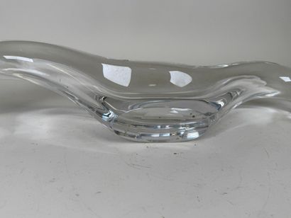 BACCARAT.
Grande coupe centre de table en...