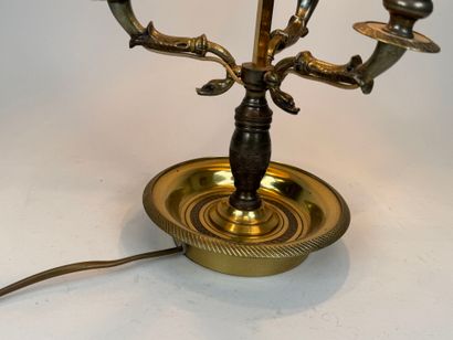 Lampe de bureau dite bouillotte en bronze...