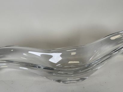 BACCARAT.
Grande coupe centre de table en...