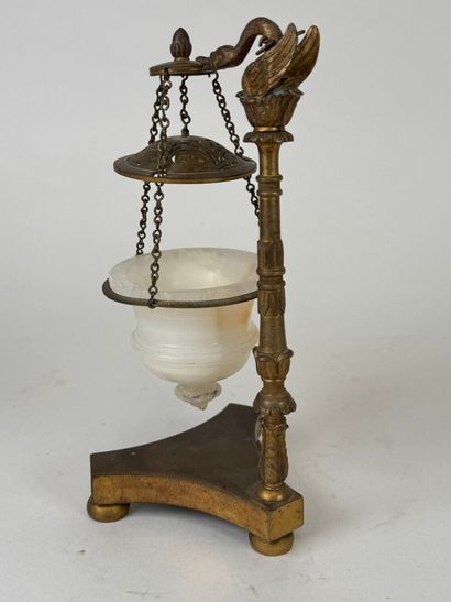Petite lampe à huile ou encensoir en bronze...