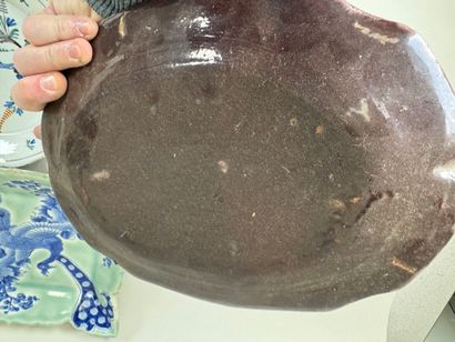 Earthenware and porcelain lot comprising:...