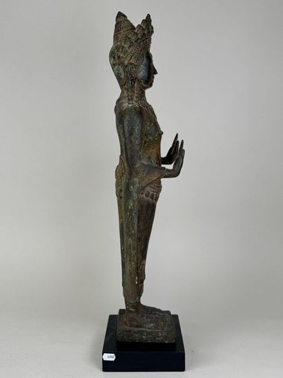 ASIA, 20th century.
Divinity.
Large bronze...