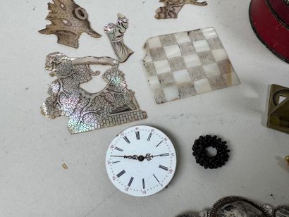 Set of small display items including brass...