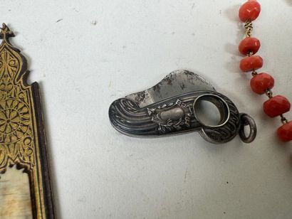 Lot including :
- a rectangular element in...