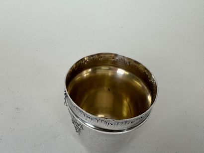 Minerve hallmarked silver tumbler decorated...