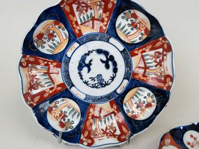 JAPON, XXe.
Deux assiettes en porcelaine...