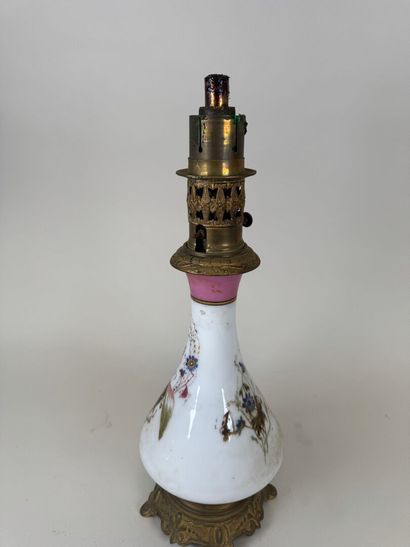 Opaline kerosene lamp with painted decoration...
