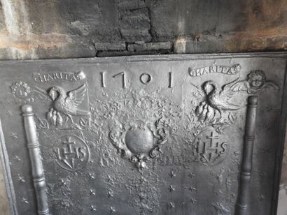 Important rectangular cast-iron fireback...