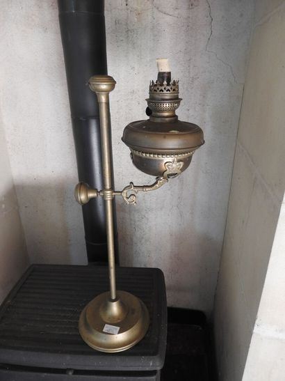 Three-arm metal floor lamp, base. 
20th century.
H.:...