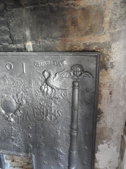 Important rectangular cast-iron fireback...