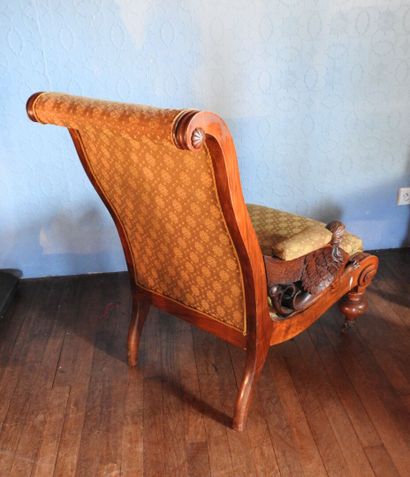 Carved mahogany armchair, sphinx-shaped armrests,...