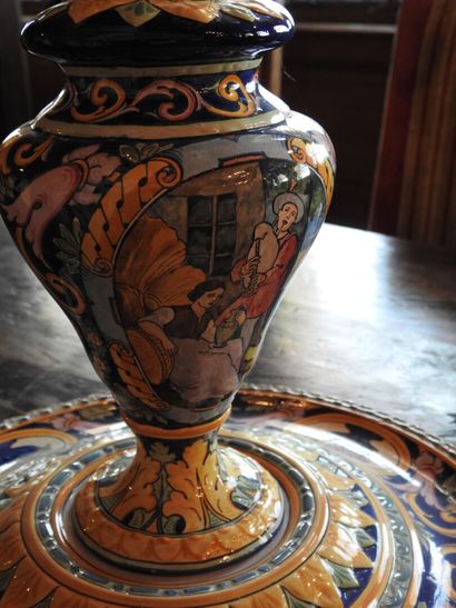 ROULLET RENOLEAU in Angoulême. 
Ewer and...