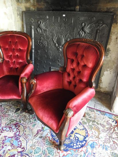Pair of mahogany armchairs, curved back,...