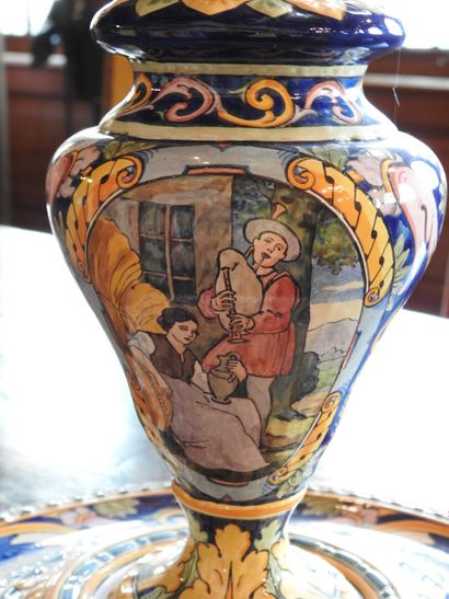 ROULLET RENOLEAU in Angoulême. 
Ewer and...