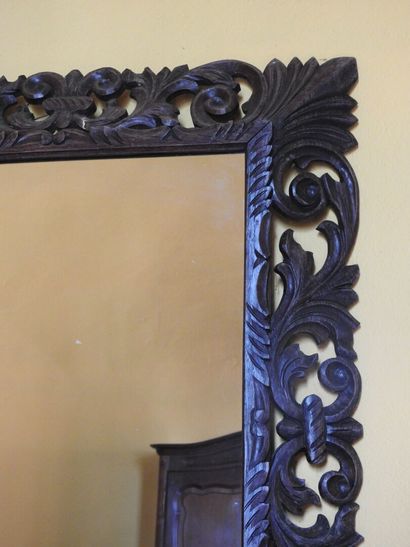 Rectangular carved wood mirror.
20th century.
102...
