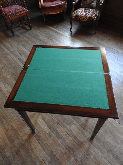 Small wooden and veneered checkerboard game...