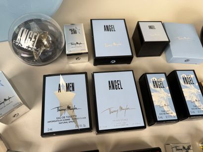 THIERRY MUGLER.
Lot d'environ 30 miniatures...