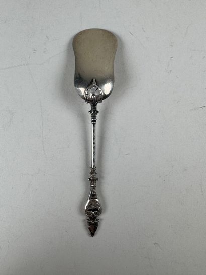 CHRISTOFLE.
Petite cuillère de service en...