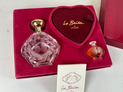 LE BAISER de LALIQUE.
Coffret Billets Doux...
