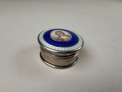 Petite boite pilulier en argent étranger,...
