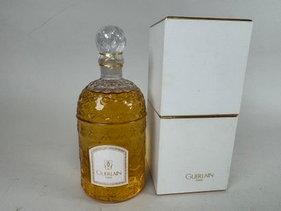 GUERLAIN à Paris.
Shalimar.
Eau de toilette.
Flacon...