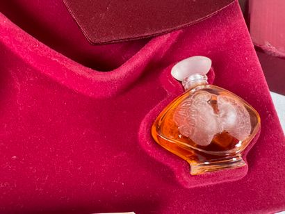 LE BAISER de LALIQUE.
Coffret Billets Doux...