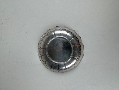 PUIFORCAT à Paris.
Petite coupelle en argent,...