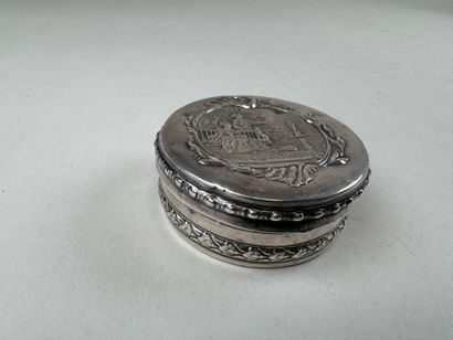 Petit pilulier en argent, poinçon Minerve,...